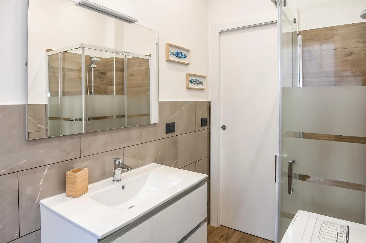 Calzolari Suite Bologna 0*,  Italy